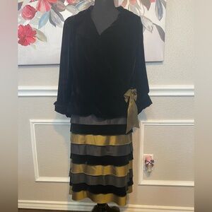 Options by Shani Black and Gold Layered Skirt Set